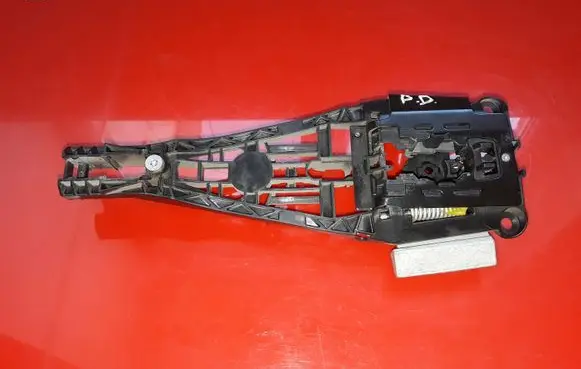 Opel Zafira C Front door exterior handle/bracket 13344977