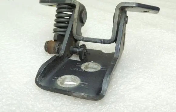 Chrysler Grand Voyager V Front door upper hinge 68030374AB
