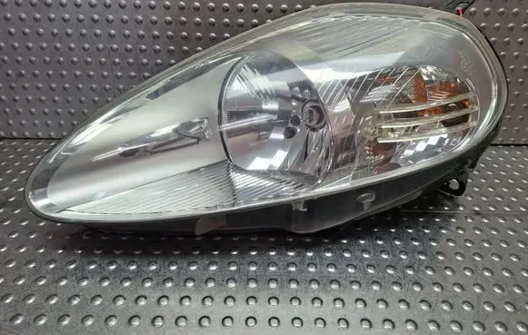Fiat Grande Punto Headlight/headlamp S27624795 89101387