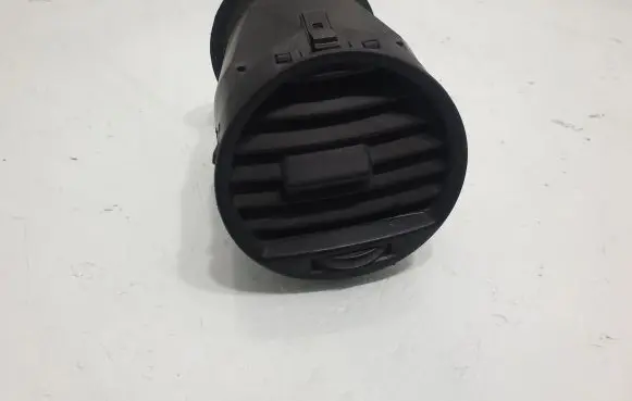 Volkswagen Caddy Dash center air vent grill 2K0819703B