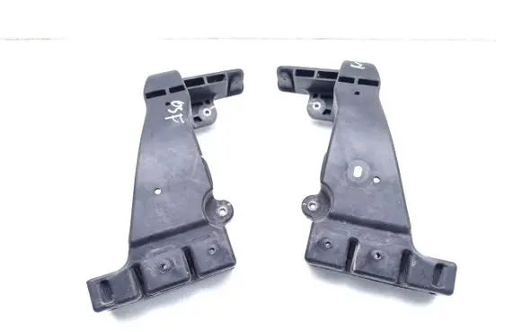 Hyundai i40 Front bumper mounting bracket 641463Z000 641363Z000
