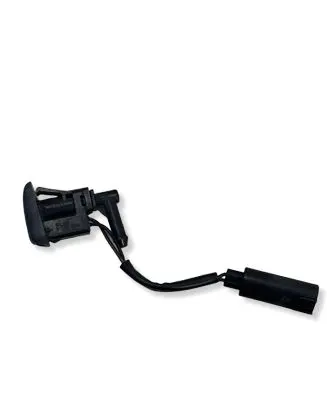 BMW 1 E81 E87 Windshield washer spray nozzle 7110851 6166