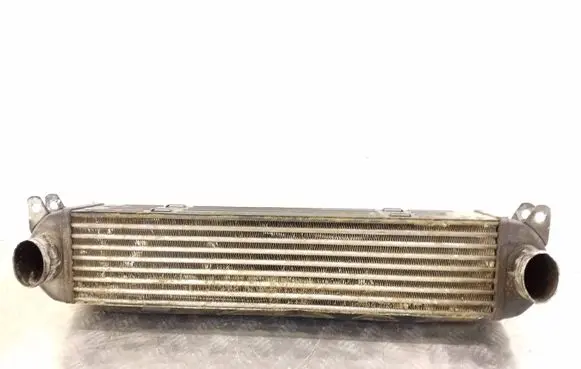 Land Rover Discovery 3 - LR3 Intercooler radiator PML500031 075504 L25951