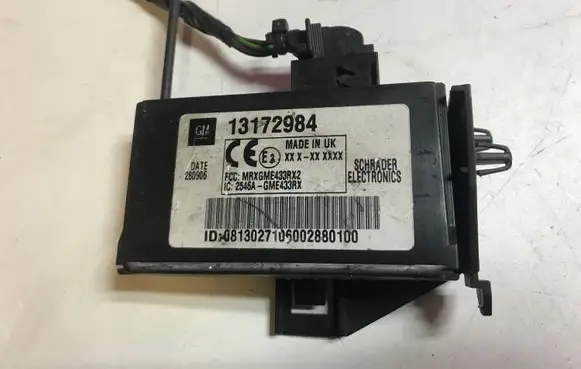 Opel Vectra C Tire pressure sensor 13172984