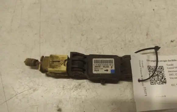 Suzuki Grand Vitara II Airbag deployment crash/impact sensor 3893065J20 W002T11994 65J2
