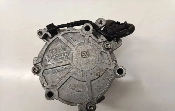 Audi Q5 SQ5 Vacuum pump 06K145100AE