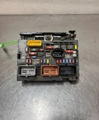 Citroen C5 Fuse box set 9667044980R02