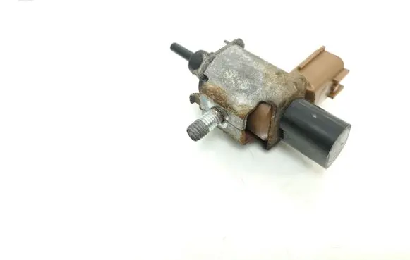 Mazda 6 Vacuum valve K5T46591 BP5W9317