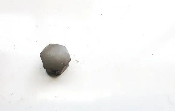 Audi TT TTS Mk2 Wheel nut cap/cover 321601173a