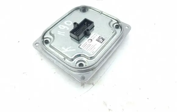 Citroen C5 Aircross LED ballast control module 090000001904