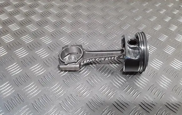 Jeep Grand Cherokee Piston with connecting rod 53022258AE