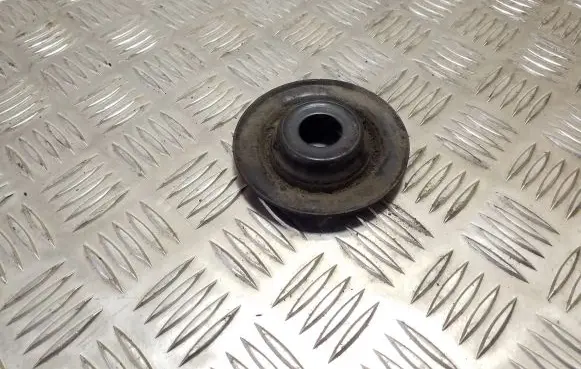 Volkswagen Golf IV Coil spring mount 