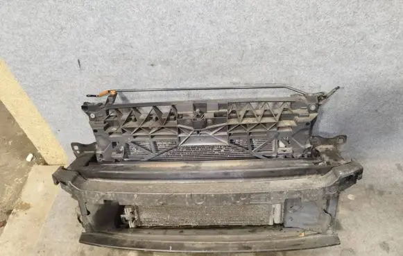 Seat Leon (5F) Radiator set 5F0805594 5F0805588 5F0807251