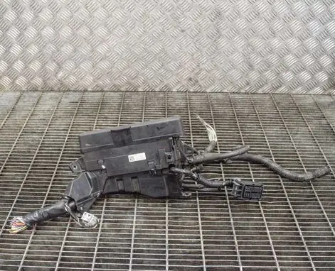 Toyota Verso-S Fuse box set 821110FG30 826620F110