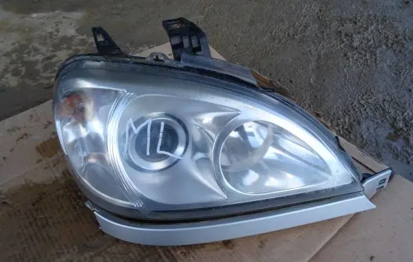 Mercedes-Benz ML W163 Headlight/headlamp 22315600