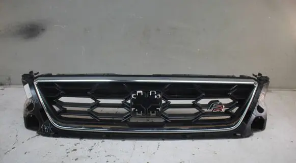 Seat Ibiza V (KJ) Front bumper upper radiator grill 6F0853654E