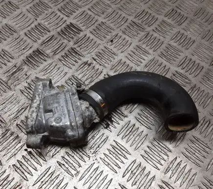 Thermostat/thermostat housing