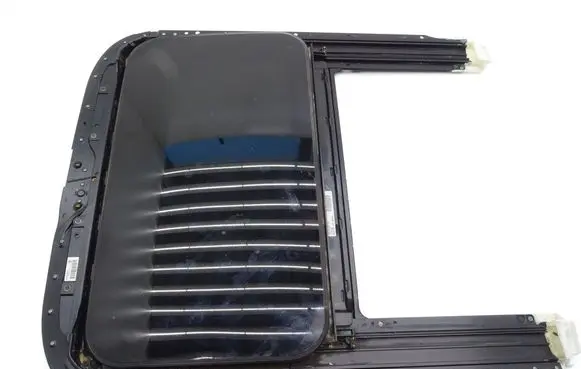 Skoda Superb B5 (3U) Sunroof set 4B5877041 8D0877255C