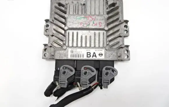 Nissan Qashqai Engine control unit/module 23710JD59C S180033107A