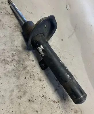 Peugeot 607 Front shock absorber/damper