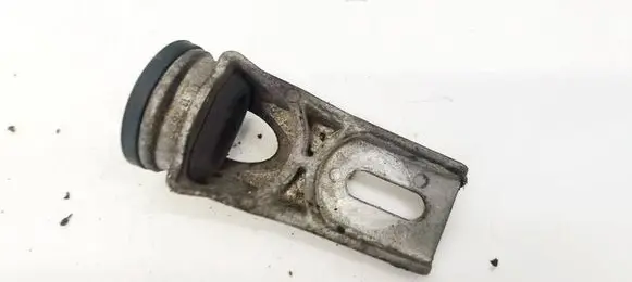 Opel Meriva A Radiator mount bracket 13128110