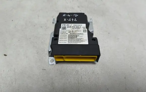 Audi A4 S4 B9 Airbag control unit/module 8W0959655F