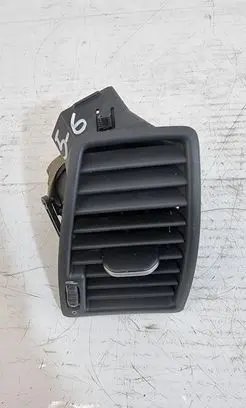 Volvo XC90 Dashboard side air vent grill/cover trim 3409399