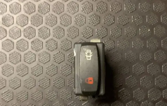 Renault Espace - Grand espace IV Central locking switch button 414615 411904H