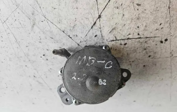 Mercedes-Benz C W203 Vacuum pump
