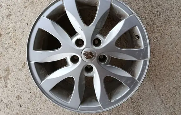 Renault Laguna III R17 alloy rim 403000020R