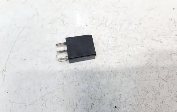 Ford Mondeo MK IV Other relay 6G9T14B192AA 6G9T-14B192-AA