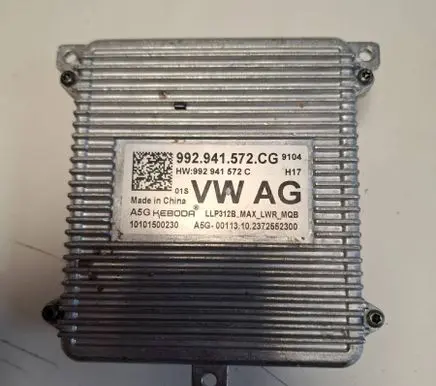 Volkswagen Tiguan Headlight ballast module Xenon 992941572CG