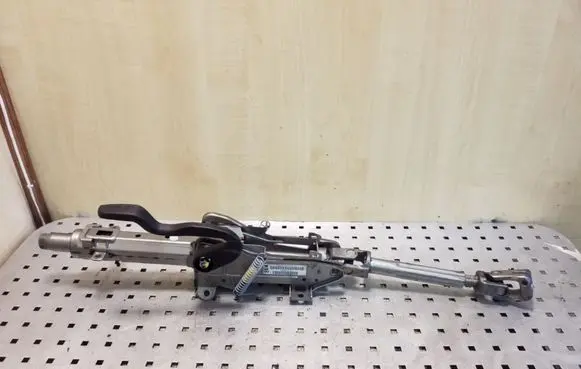 Volkswagen Golf Plus Steering wheel axle 1K2419502BC