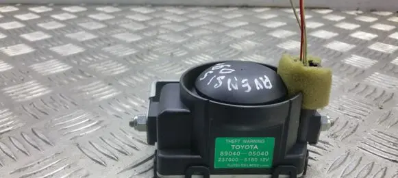 Toyota Avensis T270 Alarm system siren 8904005040