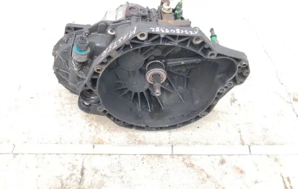 Renault Master II Manual 5 speed gearbox PK6070