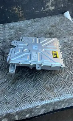 Polestar 4 Voltage converter inverter P6608114859