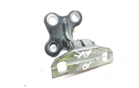 Volvo V60 Front door lower hinge 31218514 11W15