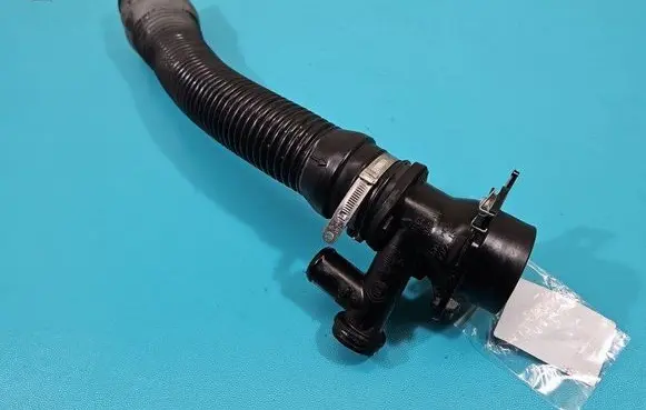 Intercooler hose/pipe