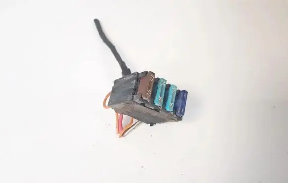 Chrysler Voyager Fuse 0025458301 18017000000