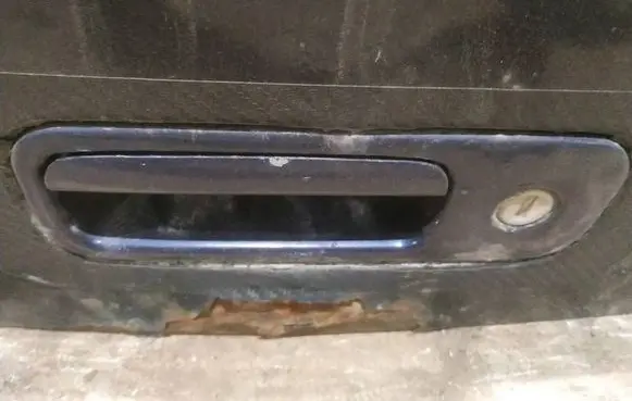 Volkswagen Golf IV Tailgate/trunk/boot exterior handle 