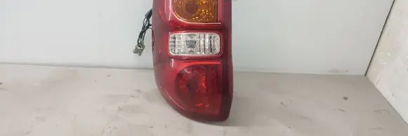 Toyota RAV 4 (XA20) Rear/tail lights