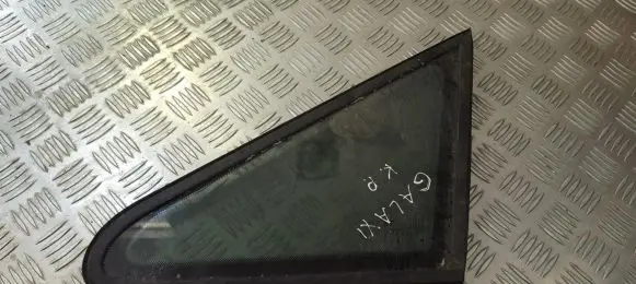 Ford Galaxy Front triangle window/glass 