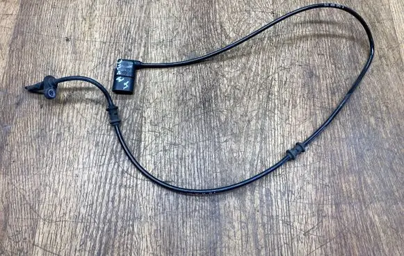 Mercedes-Benz C W205 ABS rear brake sensor A2059058503