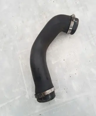 Land Rover Discovery 4 - LR4 Intercooler hose/pipe AH229G738AC