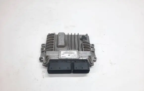 SsangYong Korando Engine control unit/module 6715400032 28283968