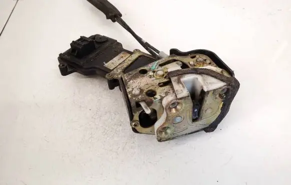Mazda 6 Rear door lock