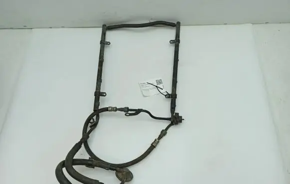 Fuel injector supply line/pipe