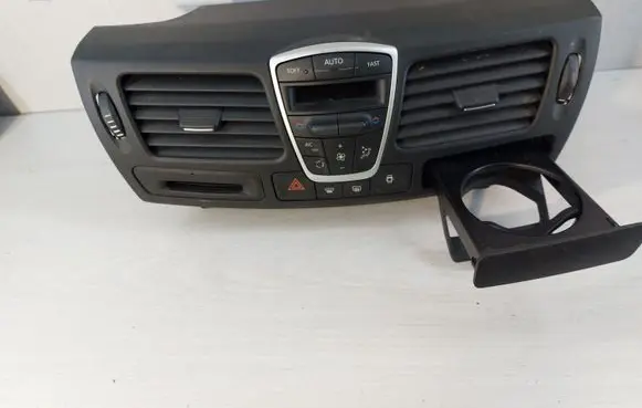 Renault Laguna III Climate control unit 275100002R