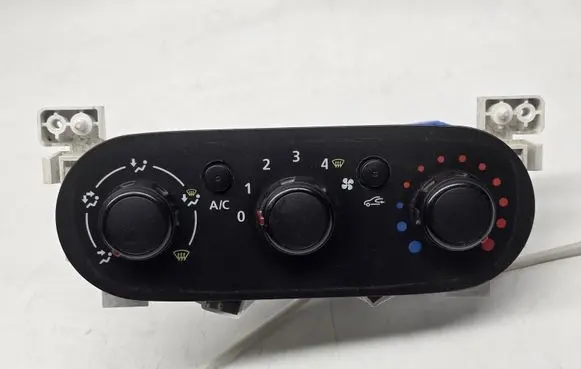 Opel Vivaro Other switches/knobs/shifts 30080060