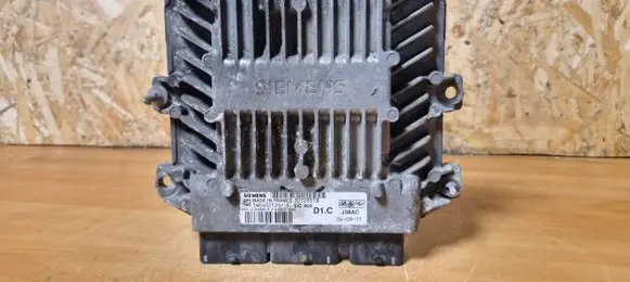 Volvo V50 Engine control unit/module 30729518